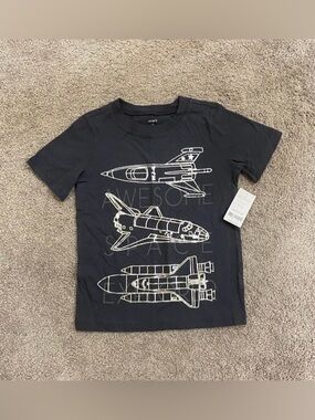 Boys Carterβs Spaceship Shirt size 5 NWT